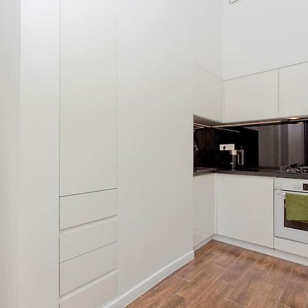 Luxury And Comfortable- Golden Apartments- Royal Street Варшава Экстерьер фото